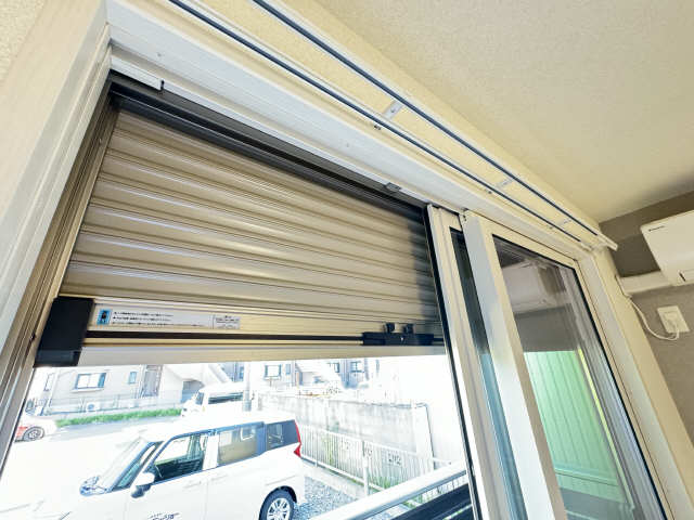 シャッター雨戸