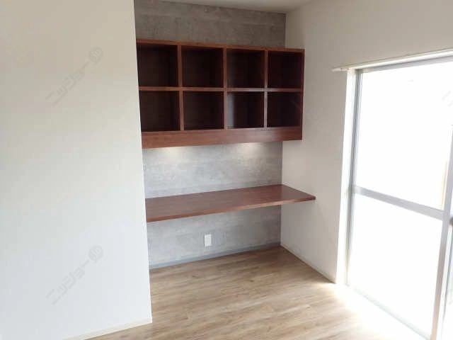 リビング収納棚・机