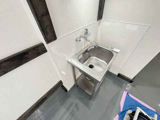 ガレージ内洗い場