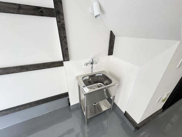 ガレージ内洗い場