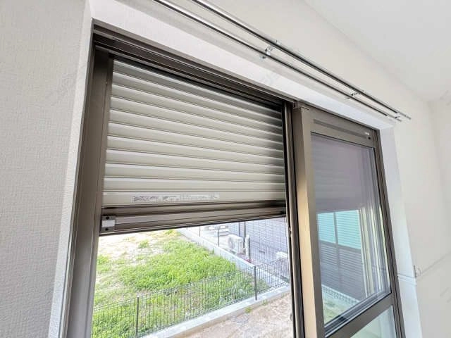 シャッター雨戸