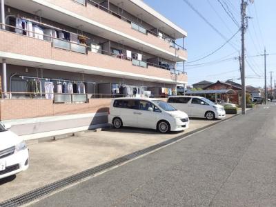 プライム北進 1階 駐車場