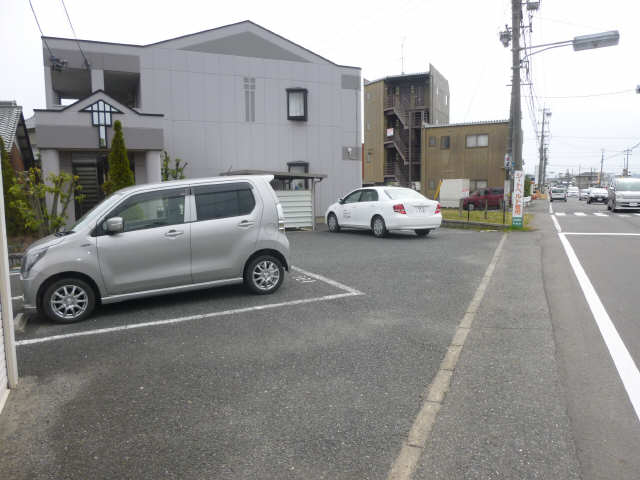 マーガレット　スマイル 1階 駐車場