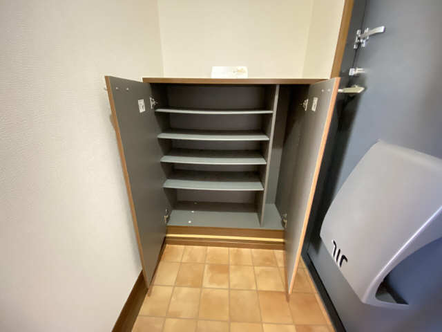 シューズBOX