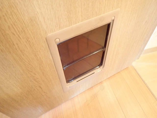 ペットくぐり戸