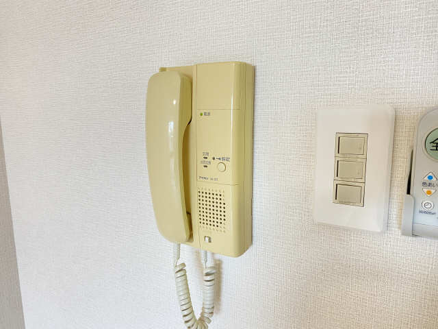 インターホン