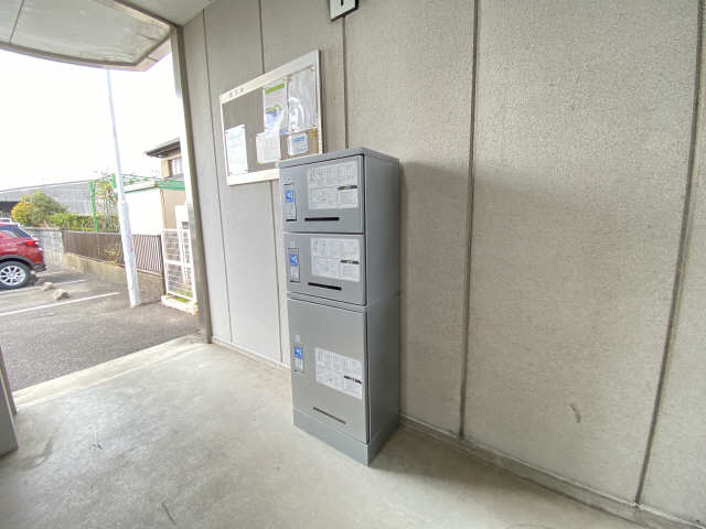 宅配ボックス