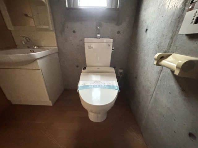 WC