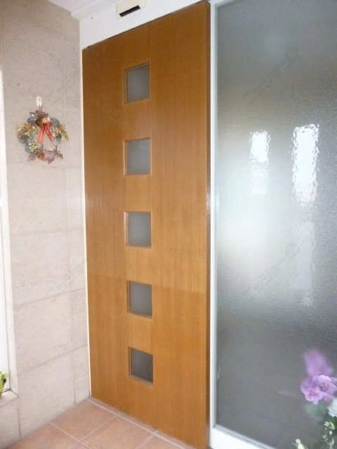 エントランスドア