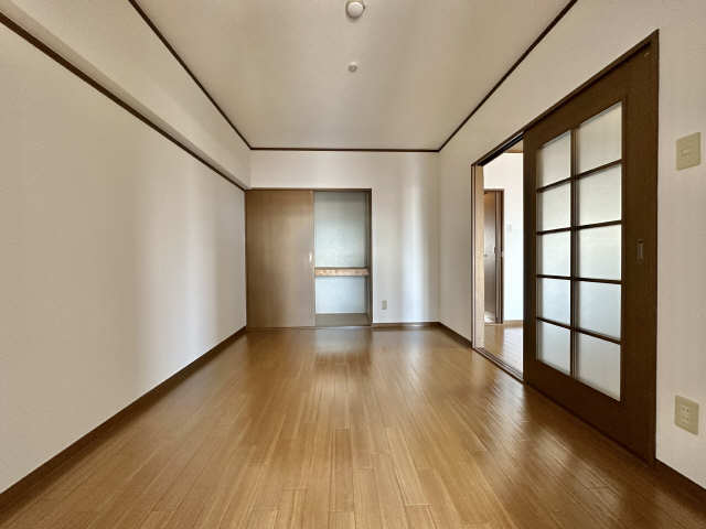 洋室