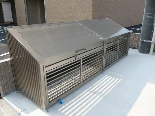 ダストステーション