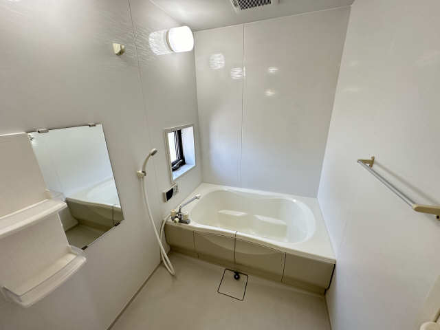 サニーウェルＡ 2階 浴室