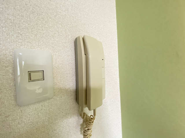 インターホン