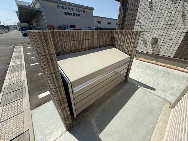 ゴミ置き場