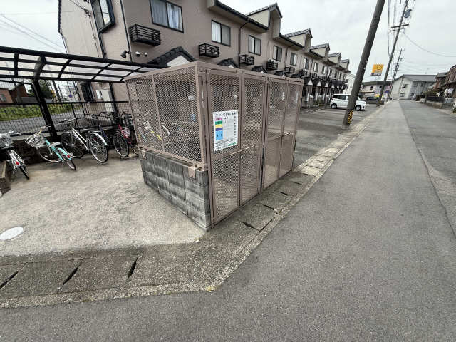 ゴミ置き場