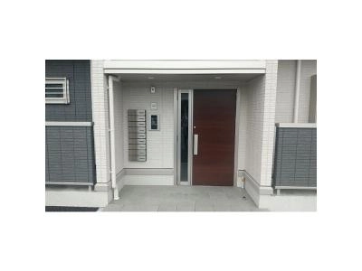 エ  ントランス