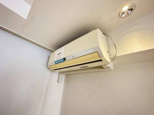 リビングエアコン