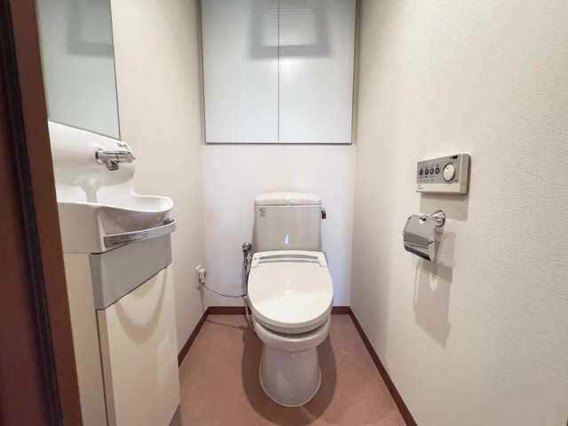 WC