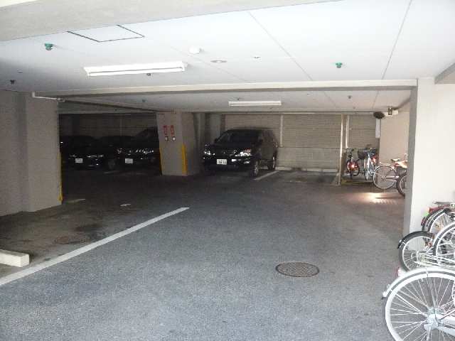 アメニティ新栄１４０１号 14階 駐車場