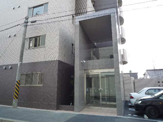 建物入口