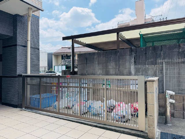 ゴミ捨て場