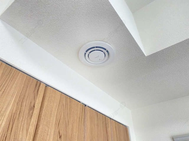 ナノイー発生器