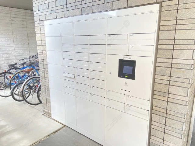 集合ポスト・宅配BOX