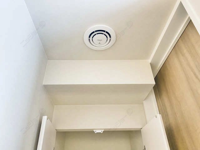 ナノイー発生器