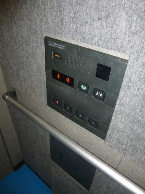 エレベーター