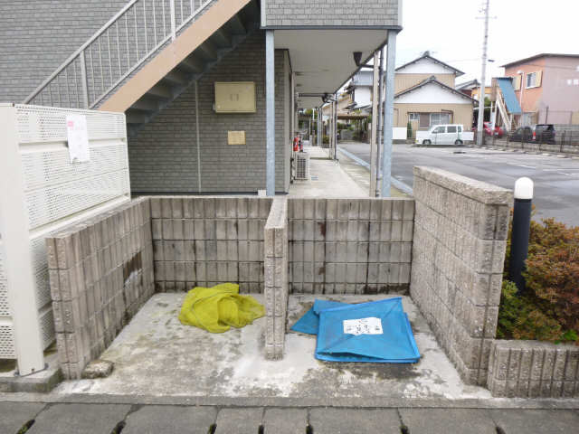 ゴミ置場