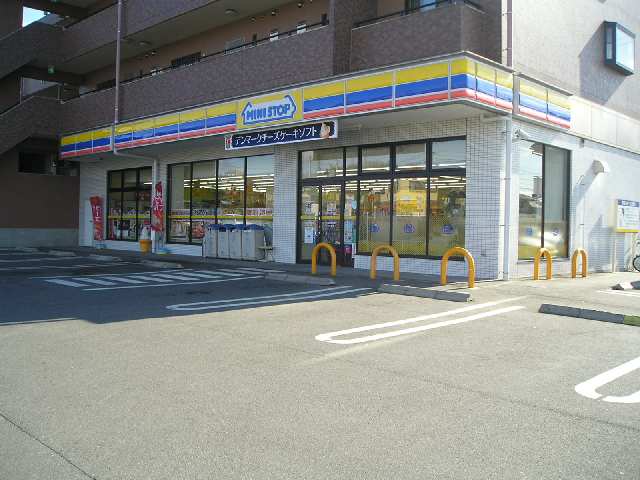 コンビニ