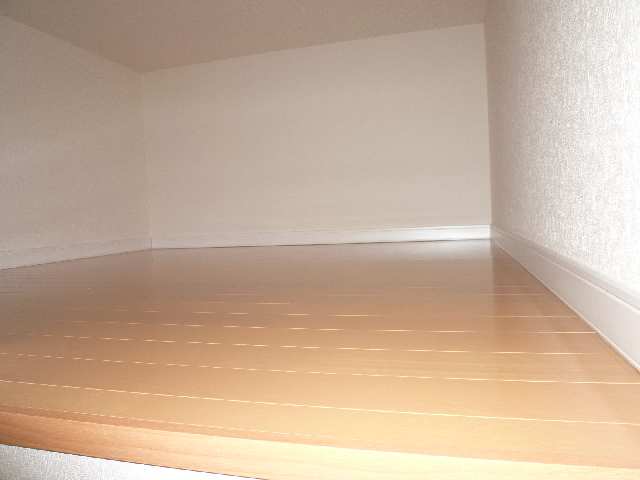 小屋裏収納