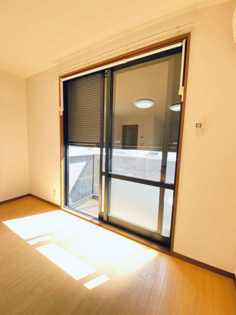 シャッター雨戸