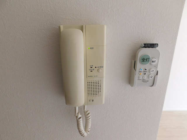 インターホン