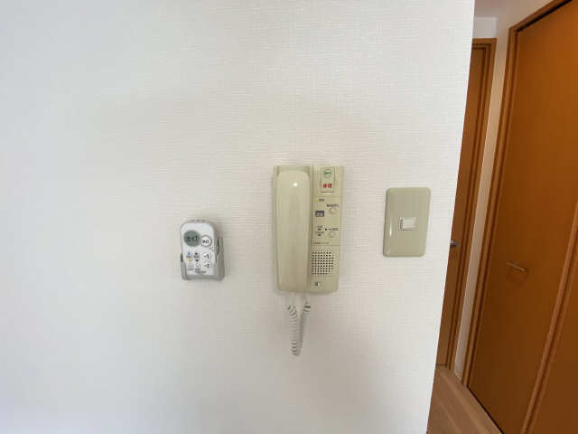 インターホン