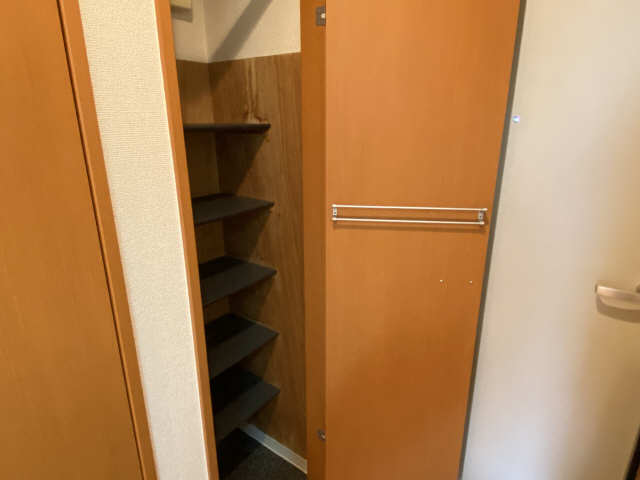 シューズボックス