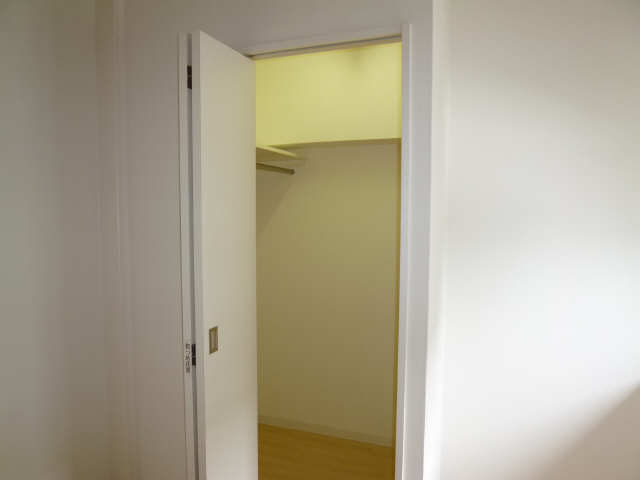 CHATEAU&HOTEL MEIEKI-MINAMI 2ND 11階 収納