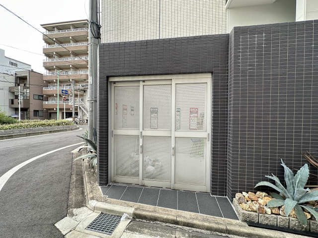 ゴミ捨て場
