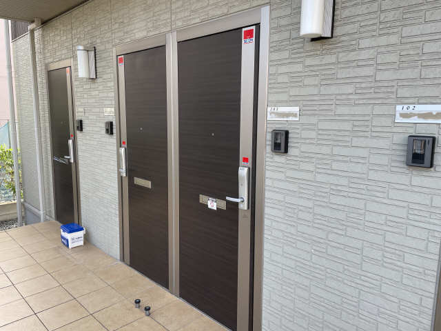 玄関ドア