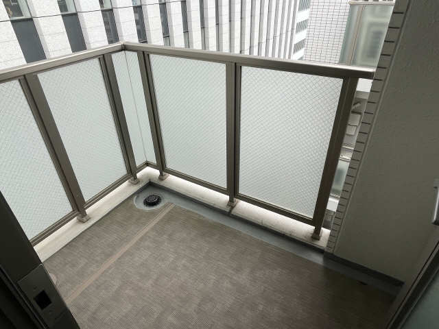 サービスバルコニー