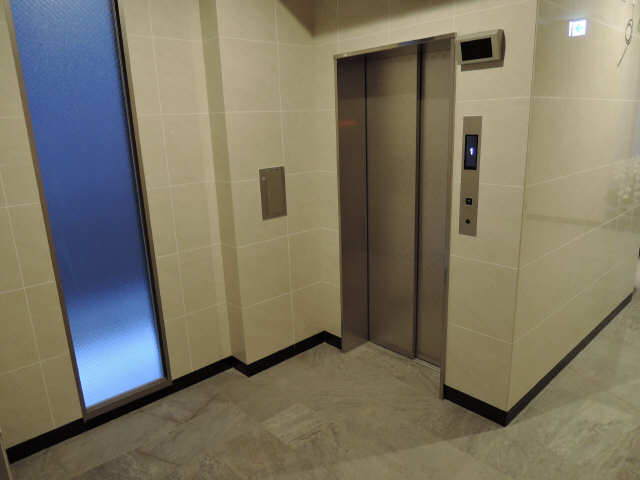 Ｌａ　Ｖｉｔａ　Ｎａｇｏｙａ 9階 エレベーター