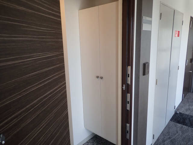 シューズボックス