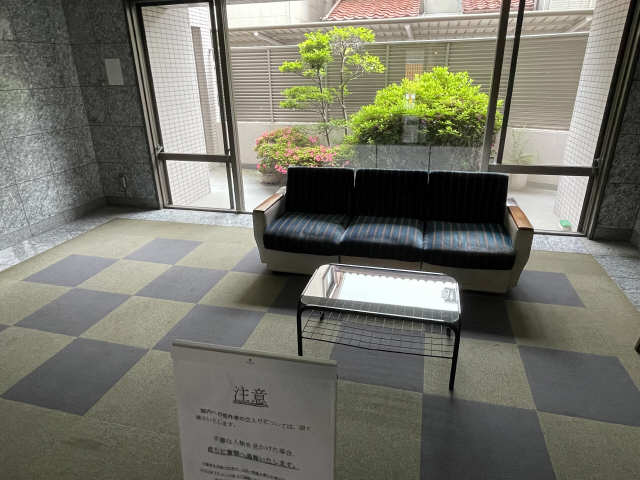 ロビー