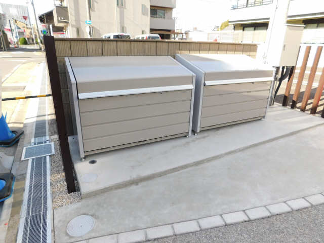 ごみ置場