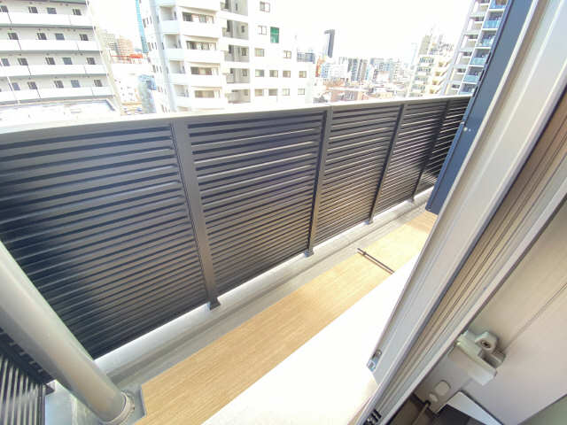ｵｰﾊﾟｽﾚｼﾞﾃﾞﾝｽ名古屋ｽﾃｰｼｮﾝ 11階 バルコニー