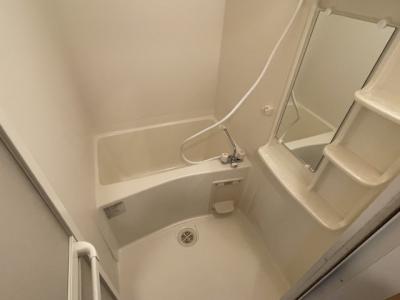 ﾌﾟﾚｻﾝｽ名古屋STATIONﾗｲﾌﾞ 3階 浴室