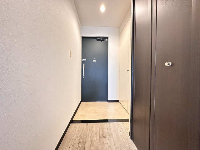 玄関内