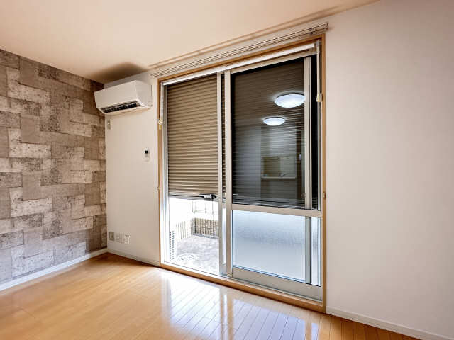シャッター雨戸（全居室）