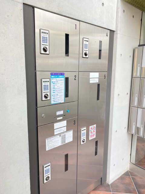 宅配ボックス