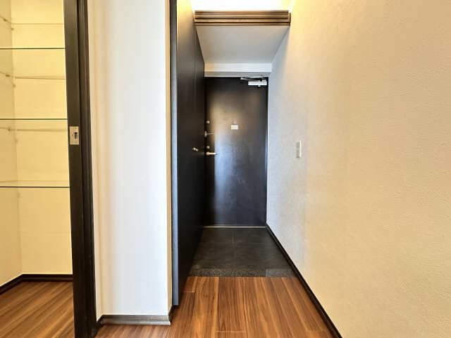 玄関内